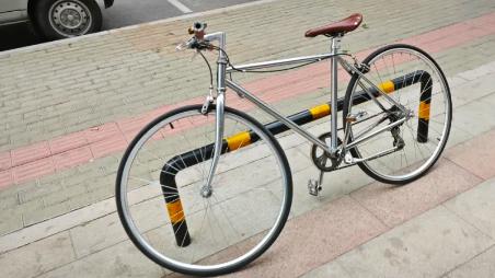 她要像你一样热爱你的事业，而不是总是问你什么时候回家？