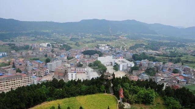 剑阁元山：一条旧县道的“新生”，一个乡镇的“突围”