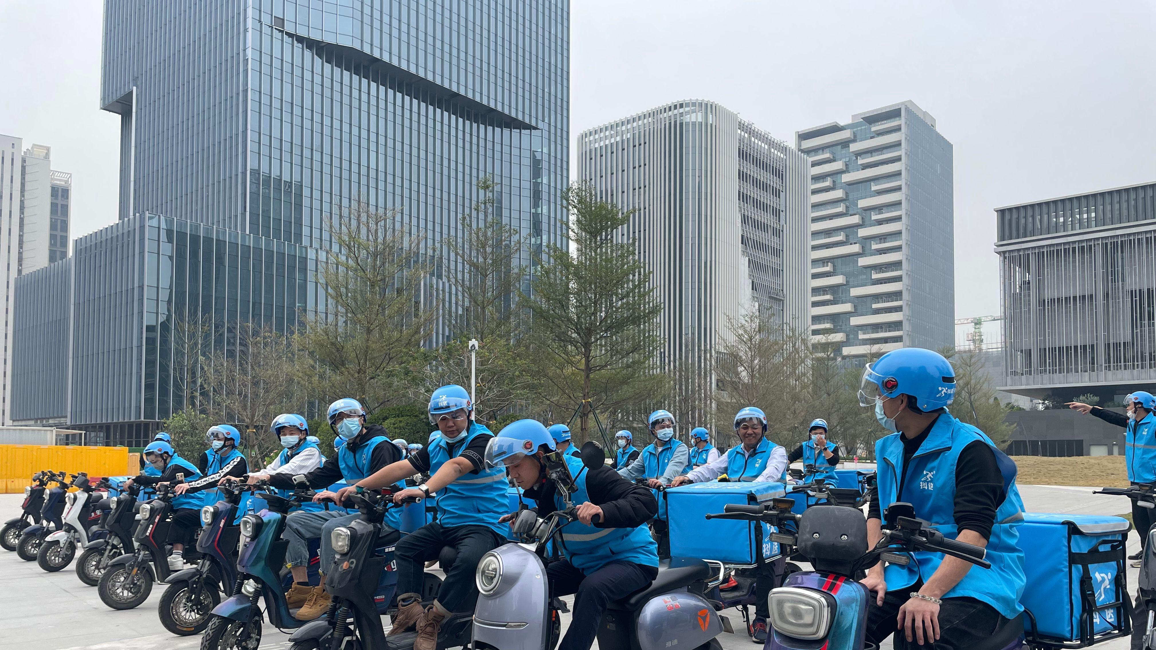 骑手保障成行业焦点：抖送用实招破“骗局”传言，筑牢发展根基