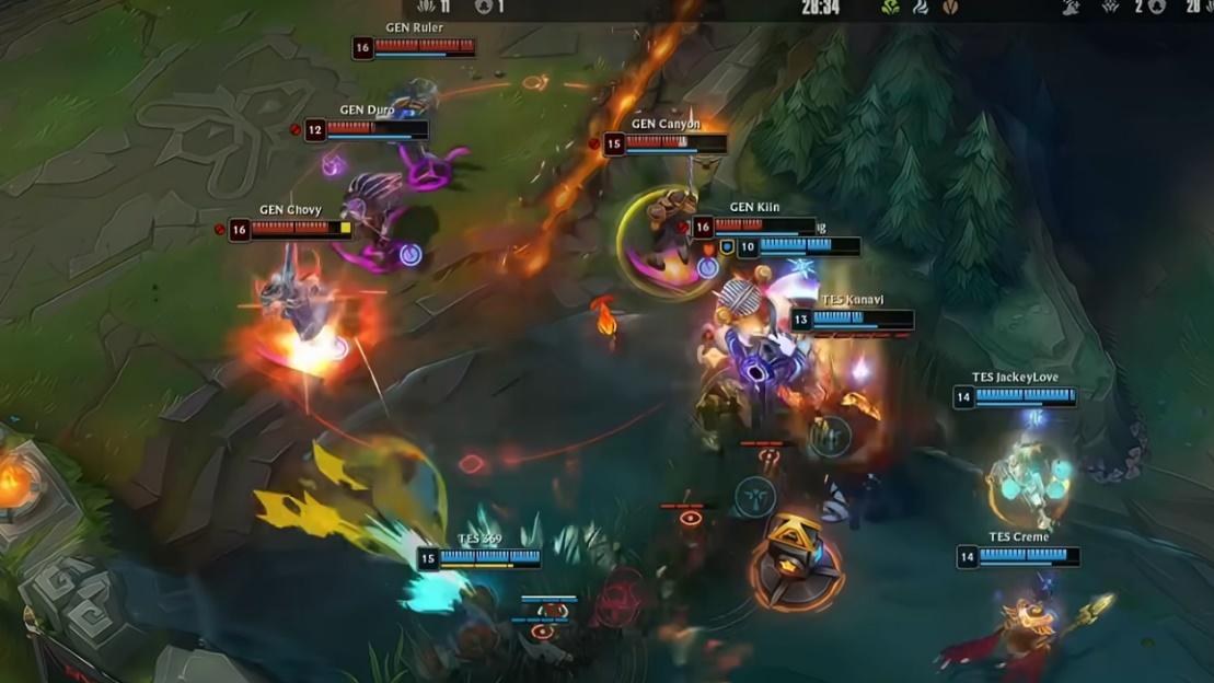 电竞赛场激战正酣，这款游戏开启策略新征程