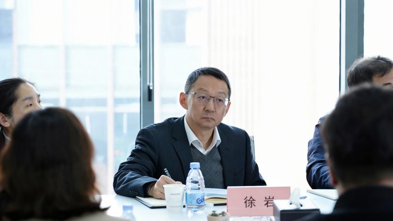 宁波市委常委、副市长徐岩一行莅临兰洋科技开展走访调研工作