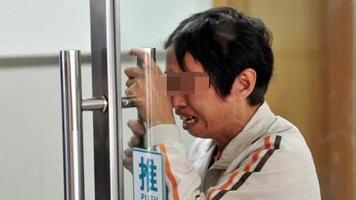 41岁孕妇为生儿子拼二胎，宝宝出生后婆婆竟吓的瘫软在地崩溃痛哭