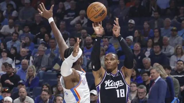 给了机会就有回馈！底薪的威少获得信任就能焕发新生！