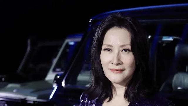梁锦松恐怕现在后悔了，主要没想到小他26岁的伏明霞，老这么快！