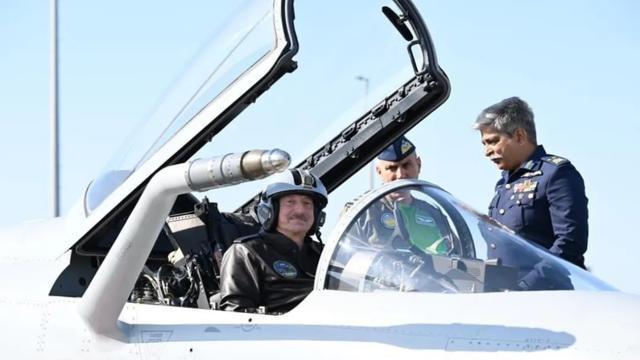 再拿大单？外媒：阿塞拜疆采购40架“枭龙”Block3，总价42亿美元