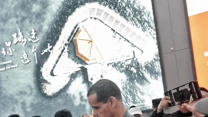 里瓦尔多现身天泰！青岛红狮首发公布，里瓦尔迪尼奥冲生日进球