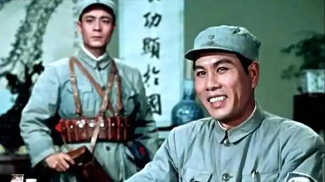 日伪军进攻，陈毅派赖传珠，空城计妙用，零伤亡破敌军