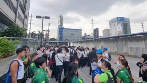 菲律宾政坛风暴升级：杜特尔特家族遇袭 马科斯盟友关系破裂