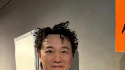 陈奕迅爱女签约华纳引爆热搜