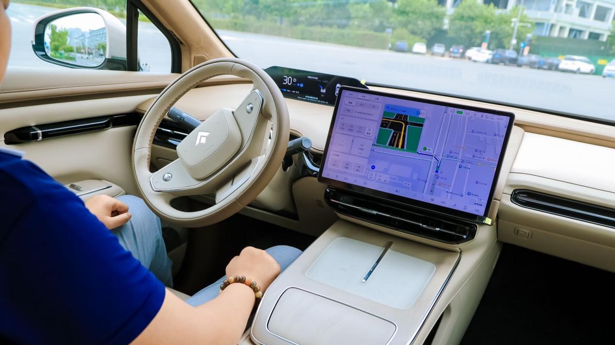 20万买纯电SUV，多花2000元换200km续航值不值？