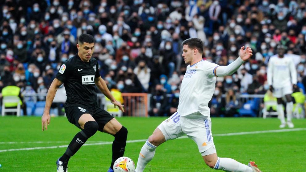 今日足球比分推荐：西甲 埃尔切vs赫罗纳、​荷甲 阿尔克马vs前进之鹰