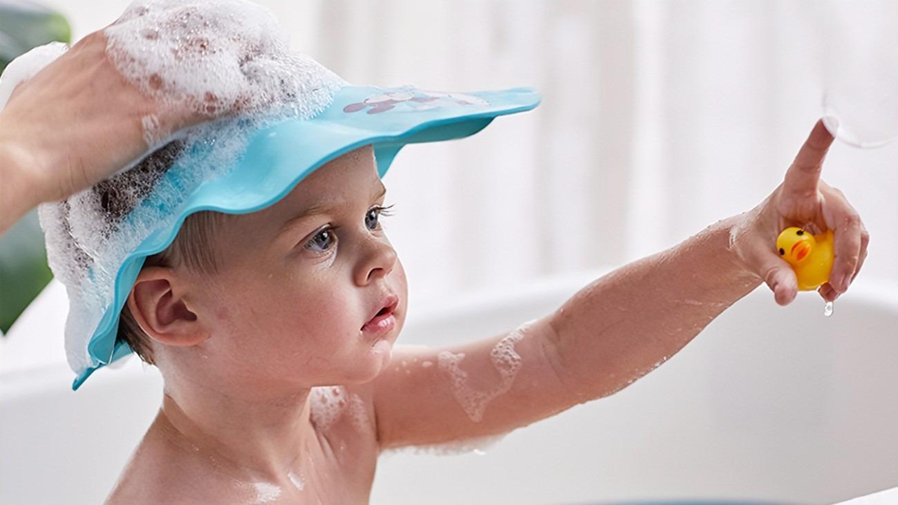 宝宝几天洗一次头？宝妈必看的冬季洗护攻略