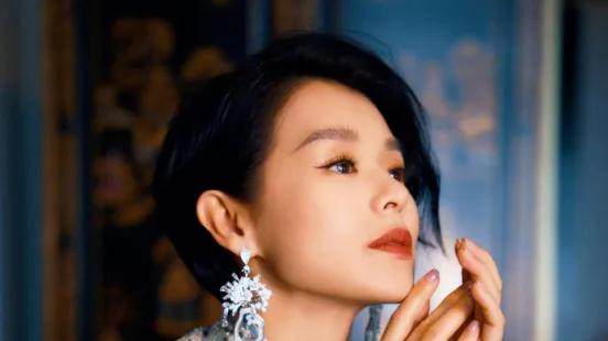 不必“可怜”胡杏儿，清醒的她早已成为赢家
