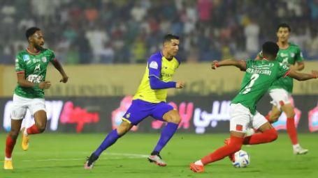 12.25 《保级试金石：主场利雅得检验达曼协作真实成色》