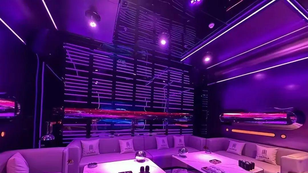 7万家KTV倒闭真相：不是我们不唱了，是我们的青春散场了