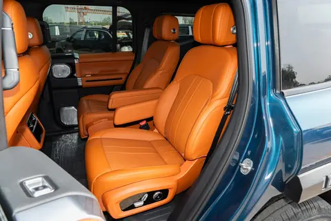 中大型SUV，6座布局，车长近5米2，配3块大屏，纵横G700怎么样？