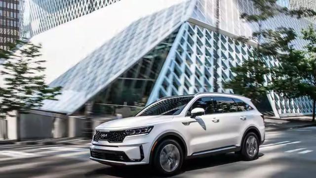 起亚烧钱宣战！中国车企被炸懵，这场硬仗怎么打？