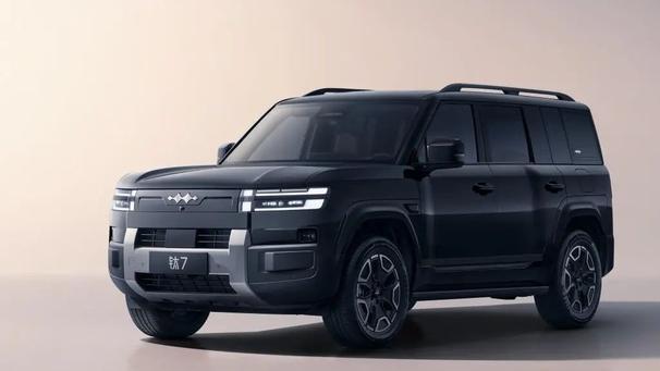 比路虎卫士更有气场？方程豹钛7起售要30万？