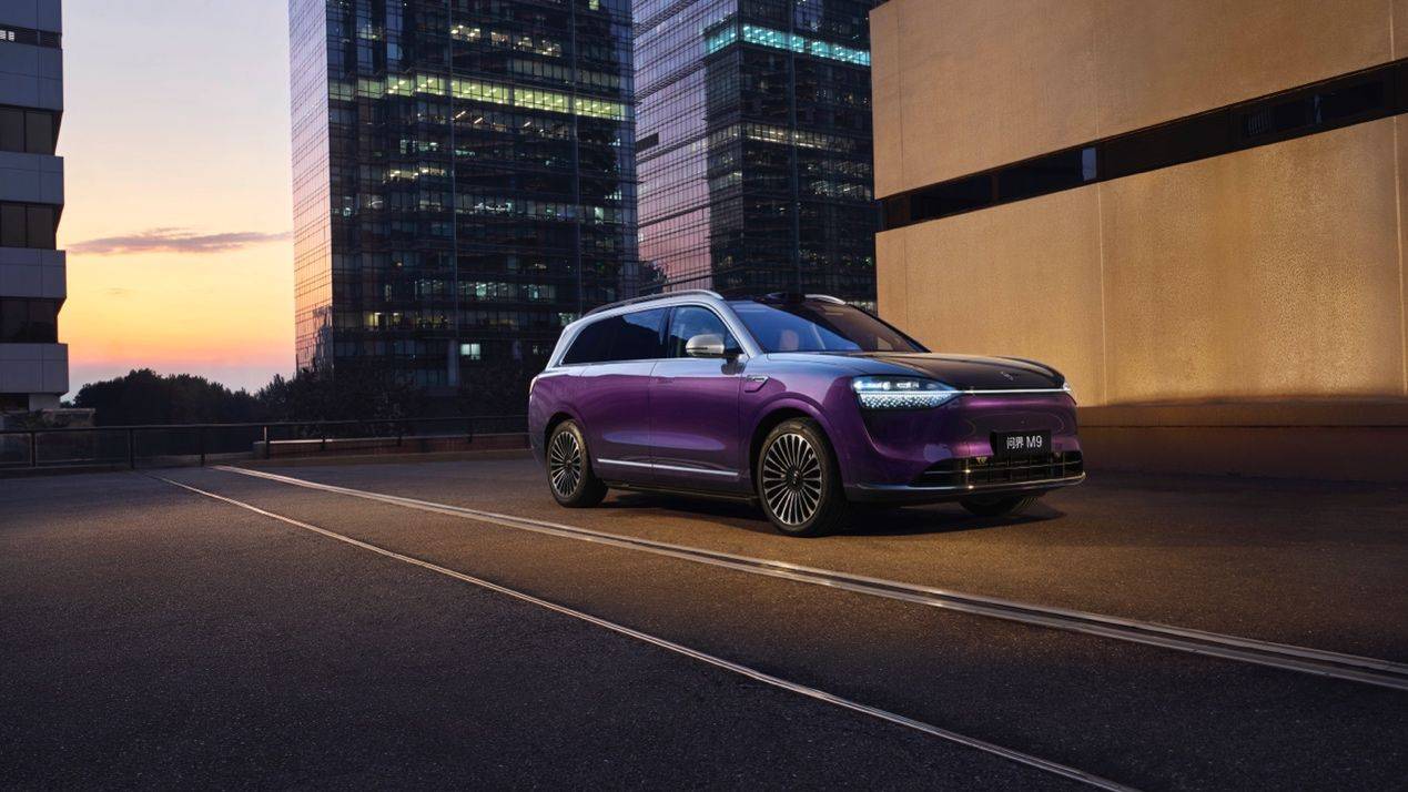 从价值认同到市场标杆，问界 M9 改写中国高端汽车叙事