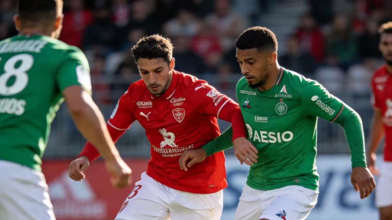 法国杯，尼斯伤病严重，圣埃蒂安锋线稳定。