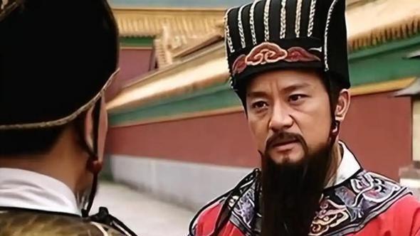 26岁寡居李太后半夜急召47岁张居正入宫，一夜过后，张就当上首辅