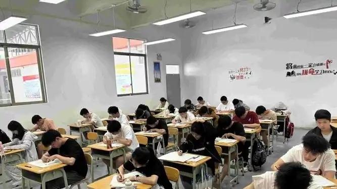 高三家长和高考生该如何正确沟通？