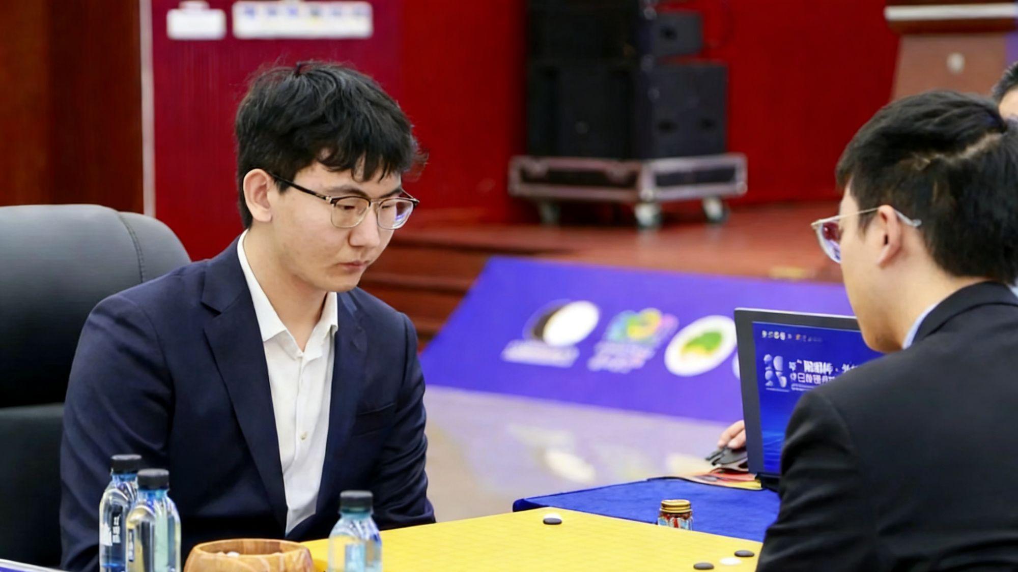 新星对决王者：金禹丞首次决赛挑战丁浩，谁能问鼎晋城？