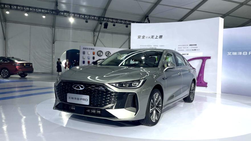 又一“高级战将”来袭，媲美奥迪A6拥有30万豪车档次，一口价仅售8万多