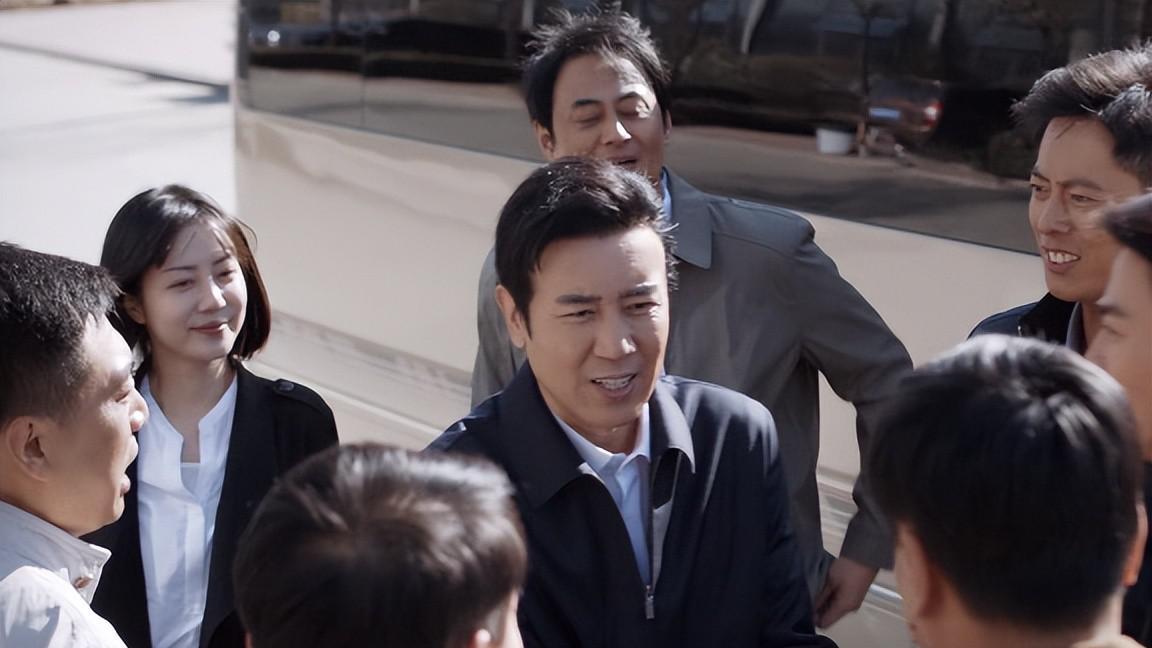 假吃演员们！求求你们学学富大龙是怎么演“干饭戏”的吧