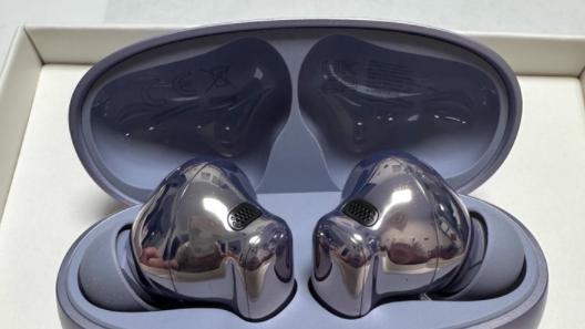 如何选择一款真正好用的降噪耳机呢？别再花冤枉钱了！你想要的都在这里