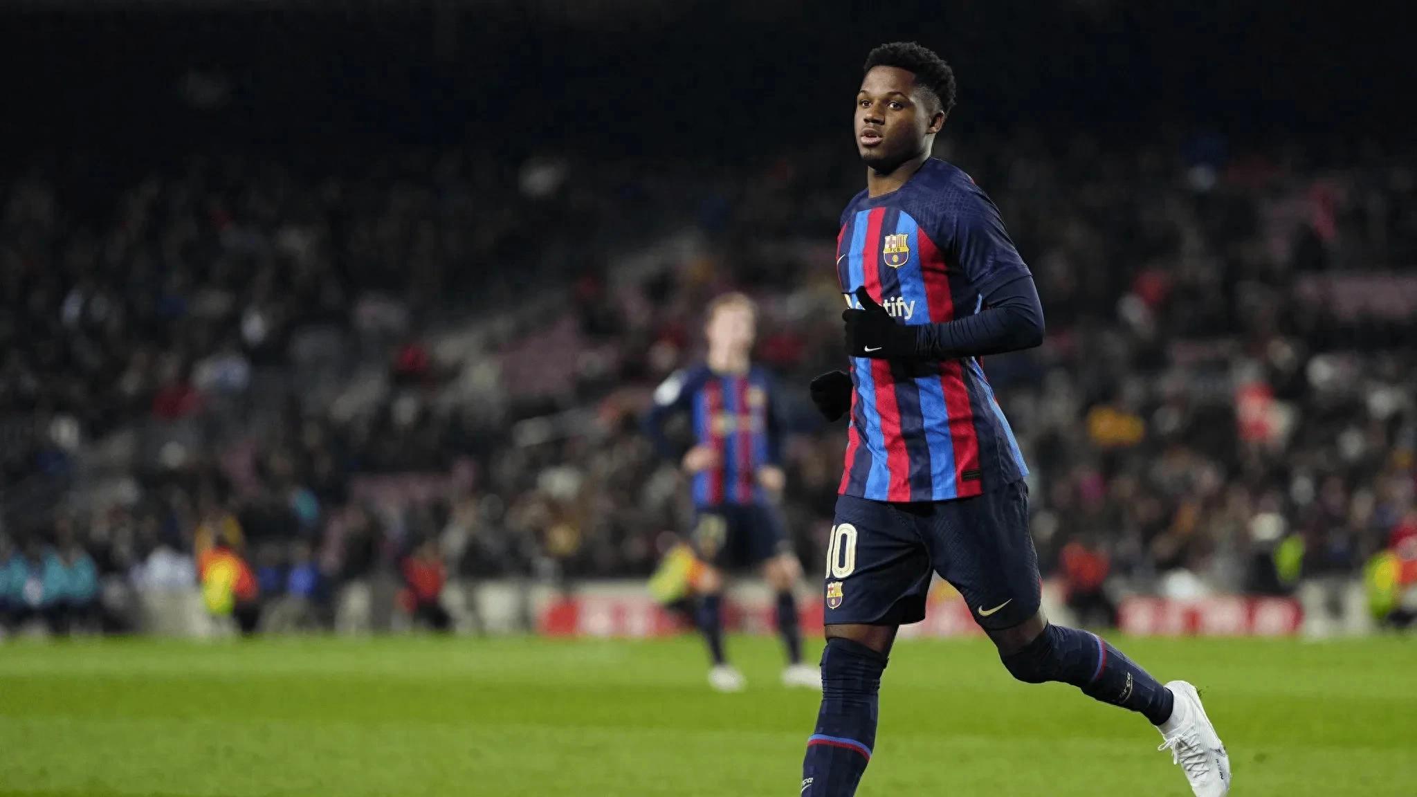 从1亿到500万，巴萨天才法蒂的陨落速度有多可怕？