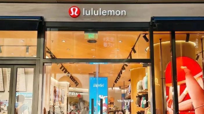 一条瑜伽裤的市值，靠什么竟能一度超越阿迪达斯？