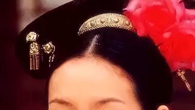 71岁左宗棠娶了17岁章怡，新婚之夜一举动，章怡受宠若惊