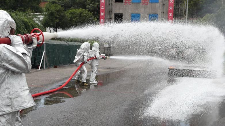 为什么灭火器泡沫液需要进行发泡倍数和析液时间的测定？