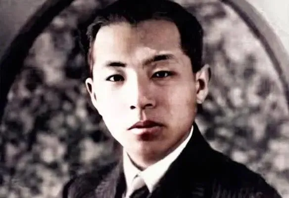 1931年张学良送藏有炸弹的水果给溥仪，可惜他没看懂，晚年懊悔