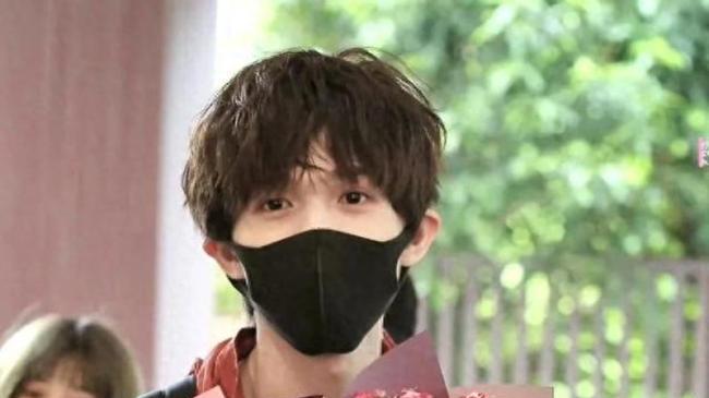 李昊被雪藏？资本的瓜田里，他成了最惨 “孤雏”