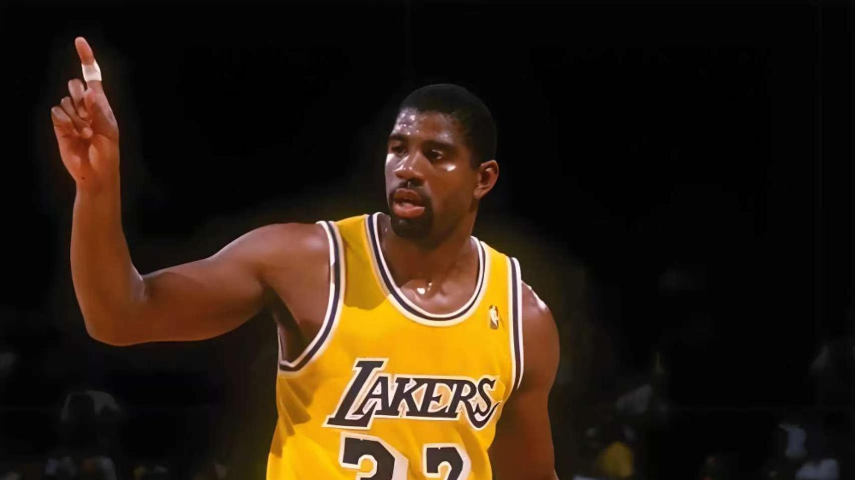 203次三双的威少领衔，NBA三双榜前十还有谁？