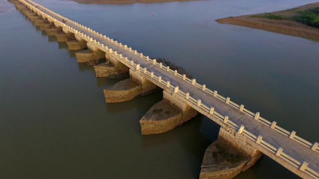 中国最早的筏形桥！