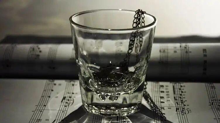 每个人，都有一个世界，安静而孤独