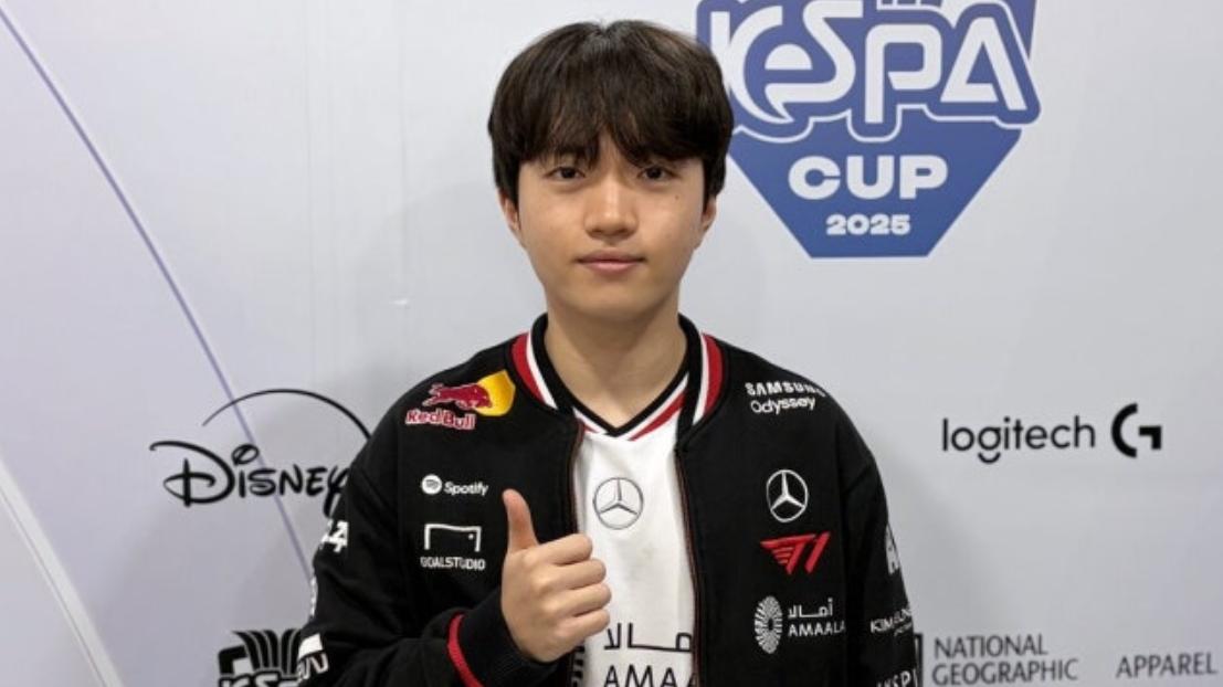 雷竞技资讯：被Faker让2追3许秀道心破碎！满脸痛苦悲伤无法自拔