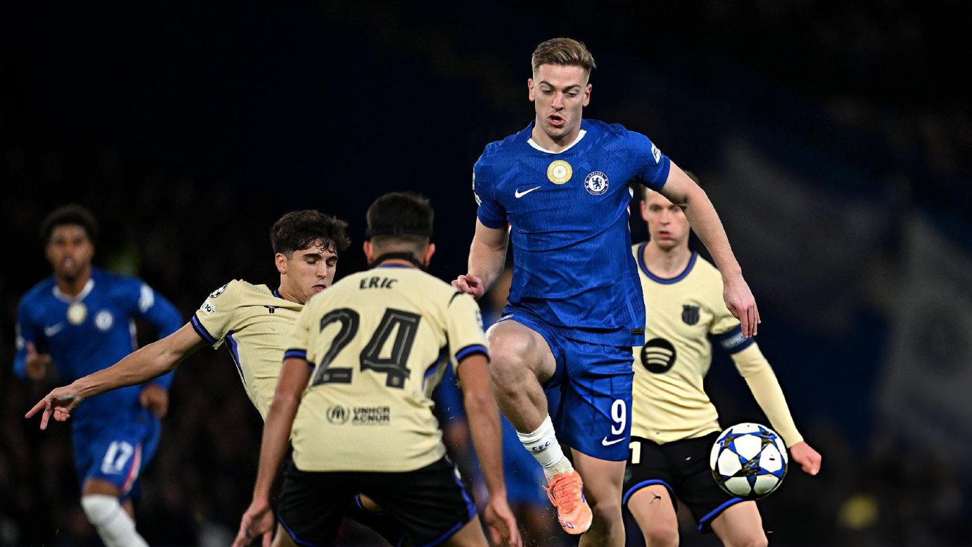 现世报！逃红13分钟就遭伤退，3000万新星的失控与脆皮成笑谈