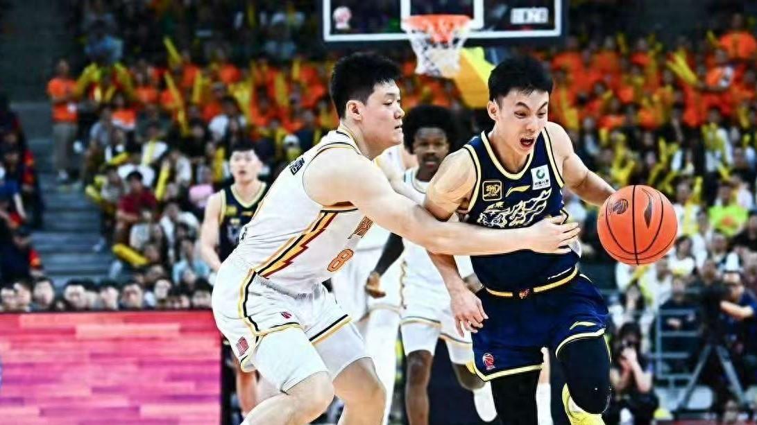 广东93-106山西，赛后传来3个好消息和2个坏消息，徐杰25+11