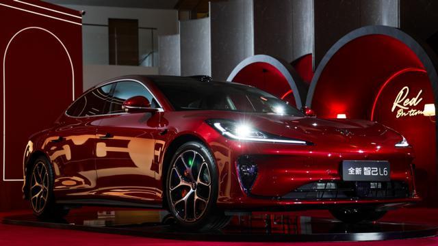 改款or全新？别纠结名字，全新智己L6给出的是颠覆性的智能革命