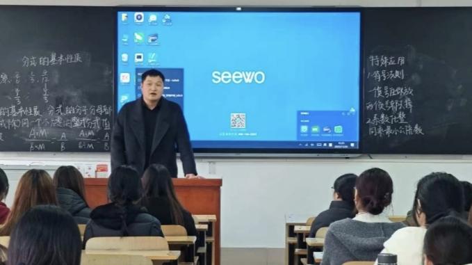 文学院召开学生会干部工作总结暨展望会