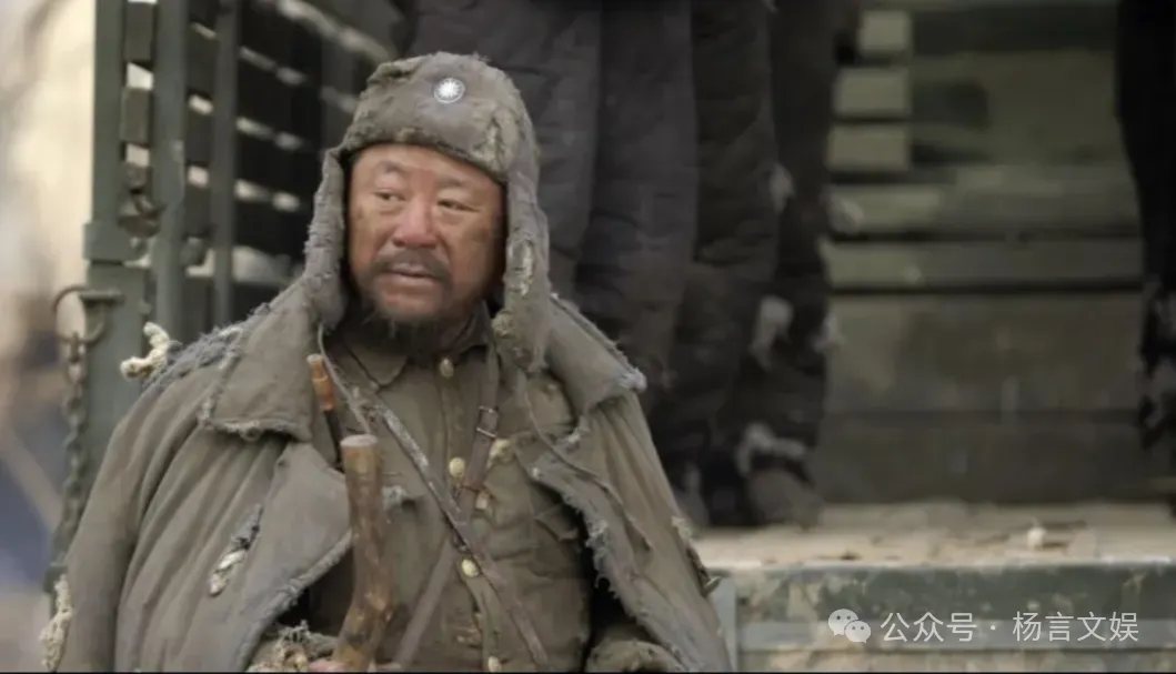 《一九四二》：一条命，值两块饼干。