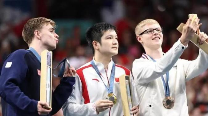 国乒唯一！王楚钦荣获五一劳动奖章，樊振东、陈梦等遗憾落选！