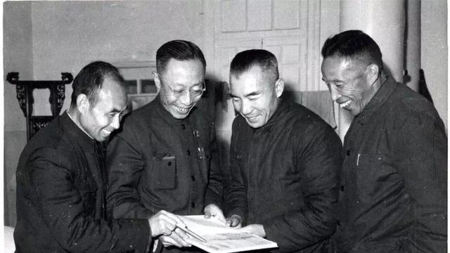 1959年首批从功德林特赦的十名战犯生命结局都在哪一年谁去世最晚
