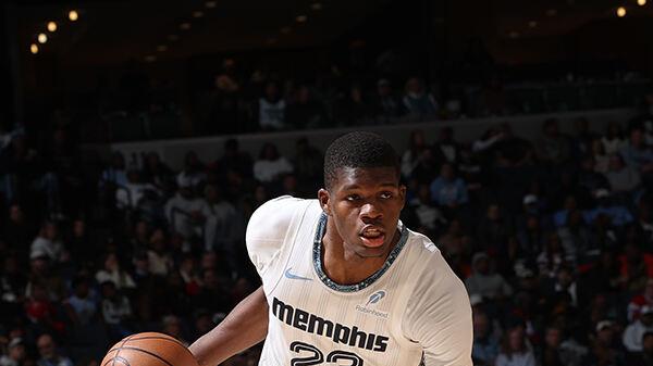 被残阵灰熊双杀，快船依旧倒数第三！小卡24分8板，哈登18分7助