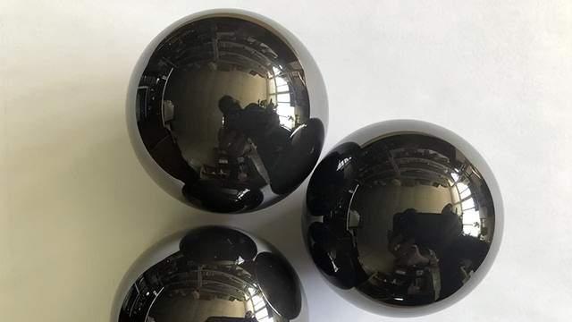 高温烧结对氮化硅陶瓷球微观结构及密度影响研究
