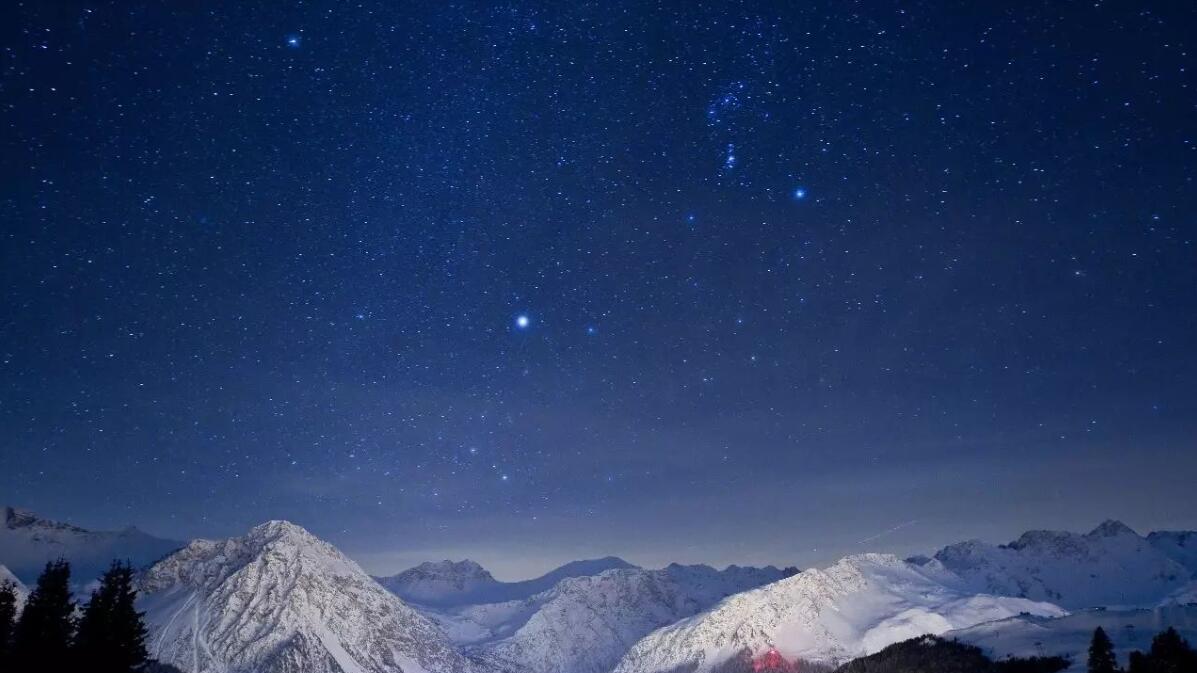 星垂高原：银河下的自然长卷与人文回响